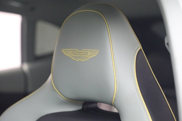 2025 Aston Martin DBX 707 - Photo 20