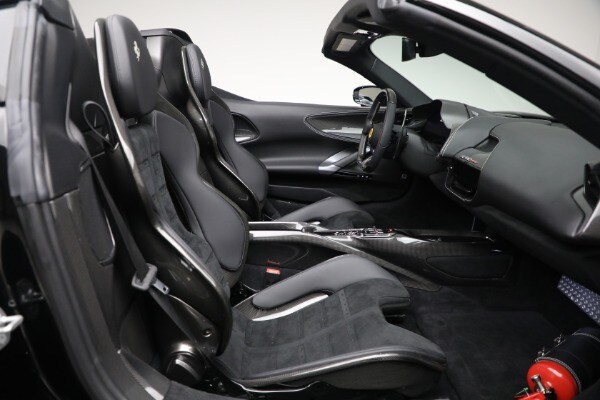 2023 Ferrari SF90 Base - Photo 18