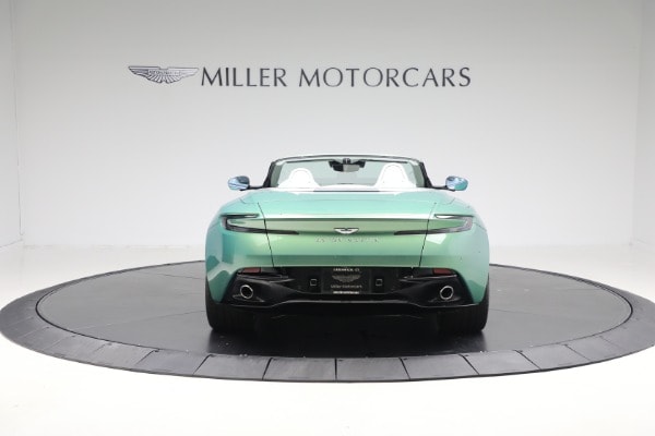 2025 Aston Martin DB12 Base - Photo 6