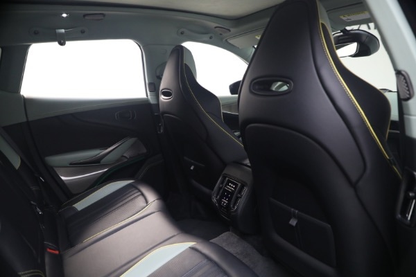 2025 Aston Martin DBX 707 - Photo 24