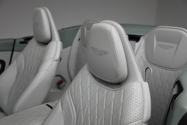 2025 Aston Martin DB12 Base - Photo 27