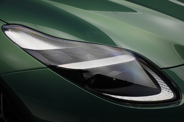 2025 Aston Martin DB12 Base - Photo 35