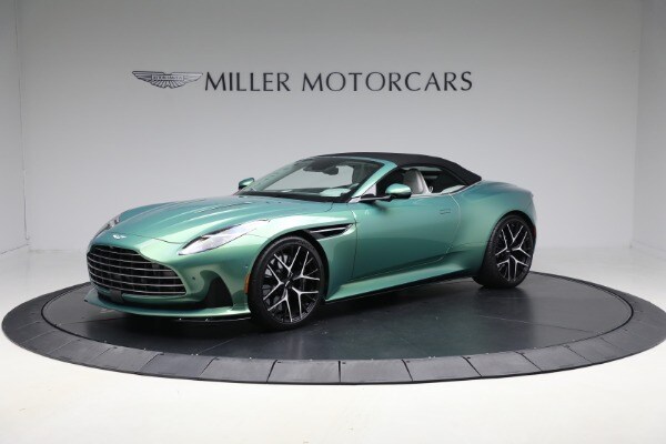 2025 Aston Martin DB12 Base - Photo 14