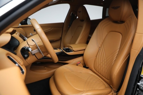 2021 Aston Martin DBX Base - Photo 15