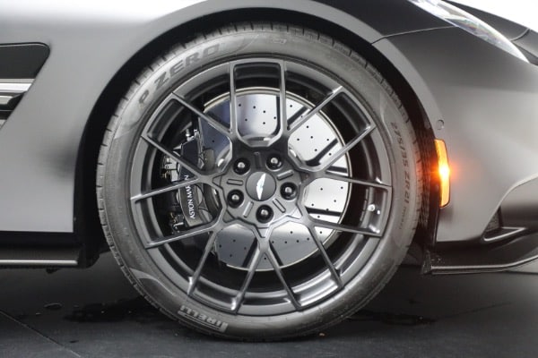 2025 Aston Martin Vanquish Base - Photo 14