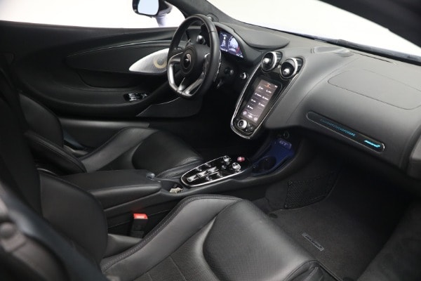 2022 McLaren GT Base - Photo 26