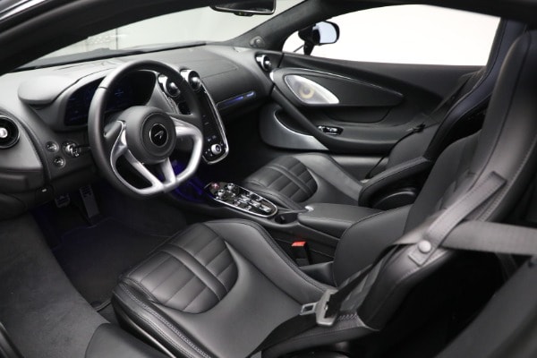 2025 McLaren GTS Base - Photo 23
