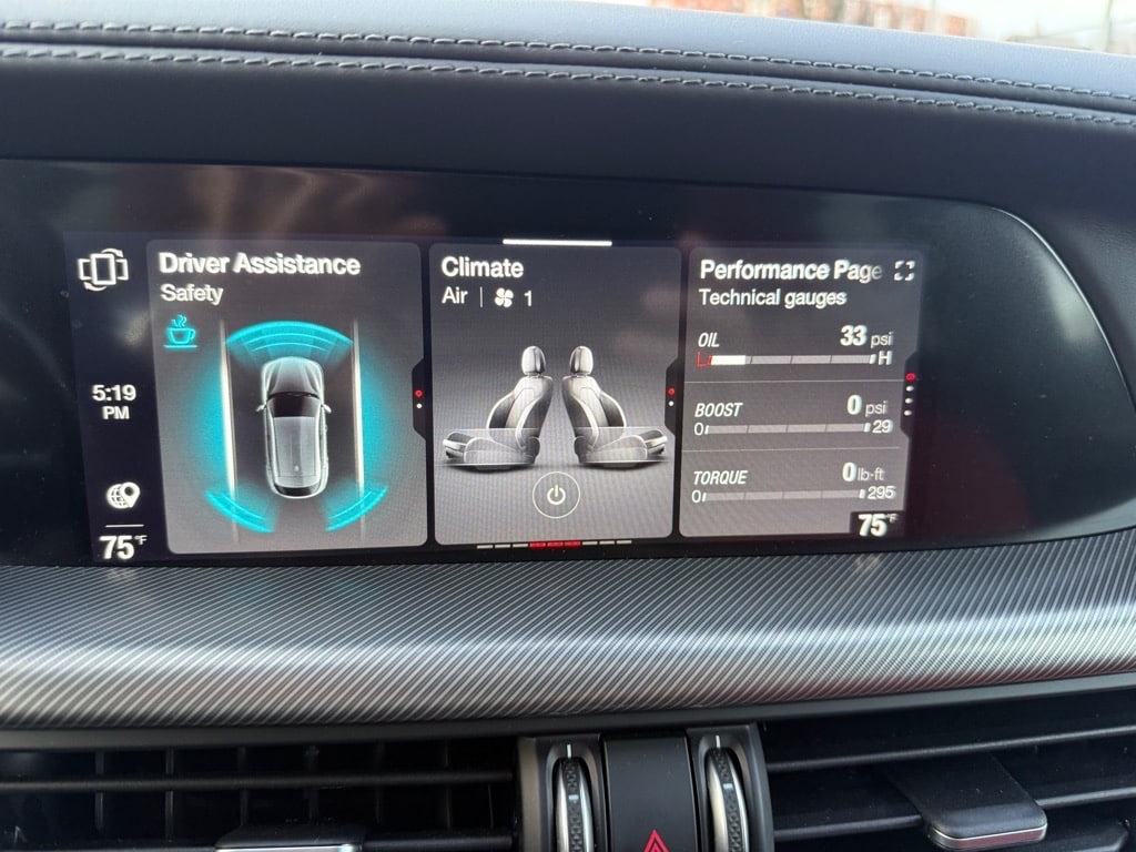 2024 Alfa Romeo Stelvio Veloce - Photo 26