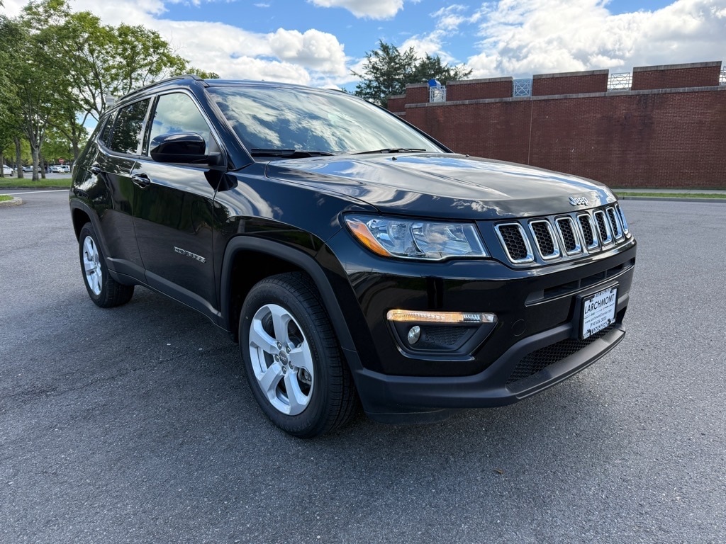 Used 2019 Jeep Compass Latitude with VIN 3C4NJDBB4KT803005 for sale in Larchmont, NY