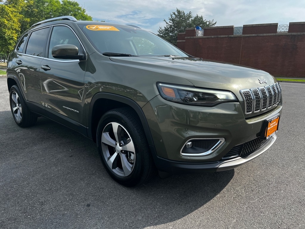 Used 2021 Jeep Cherokee Limited with VIN 1C4PJMDX3MD127849 for sale in Larchmont, NY