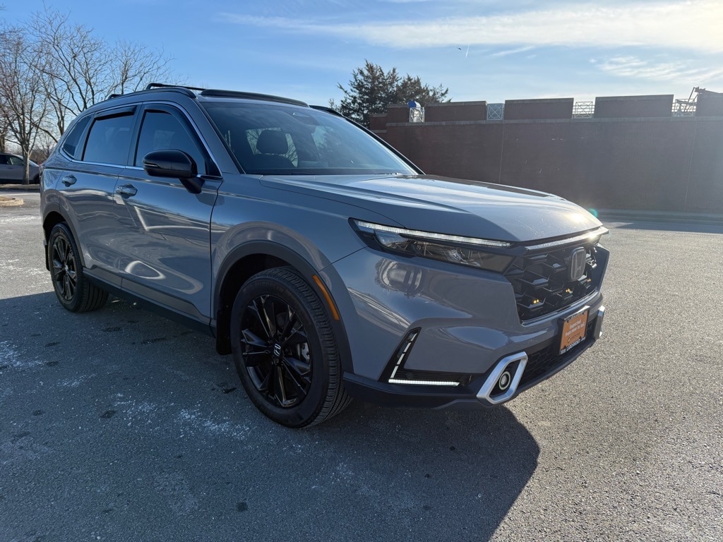 Used 2024 Honda CR-V Sport Touring with VIN 7FARS6H98RE019941 for sale in Larchmont, NY