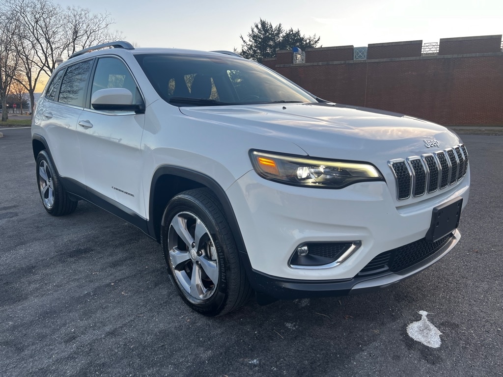 Used 2020 Jeep Cherokee Limited with VIN 1C4PJMDX0LD520061 for sale in Larchmont, NY