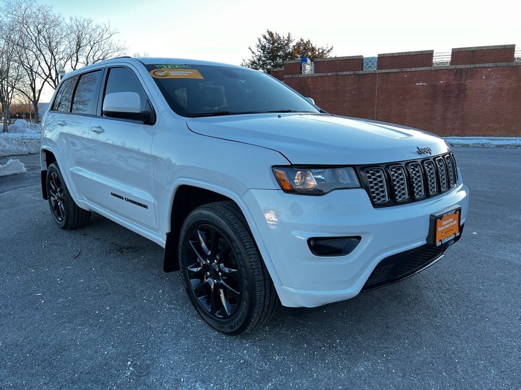 Used 2021 Jeep Grand Cherokee Laredo X with VIN 1C4RJFAG9MC552085 for sale in Larchmont, NY