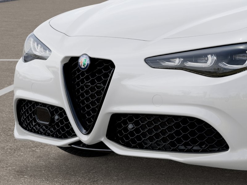 2025 Alfa Romeo Giulia Base - Photo 7