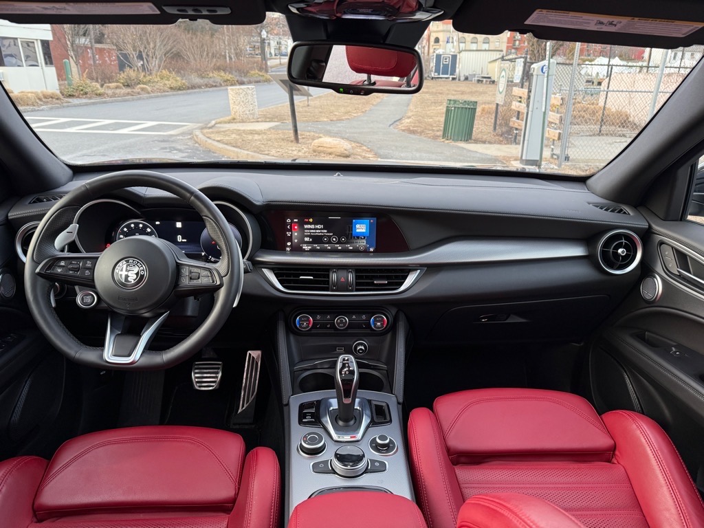 2024 Alfa Romeo Stelvio Veloce - Photo 11