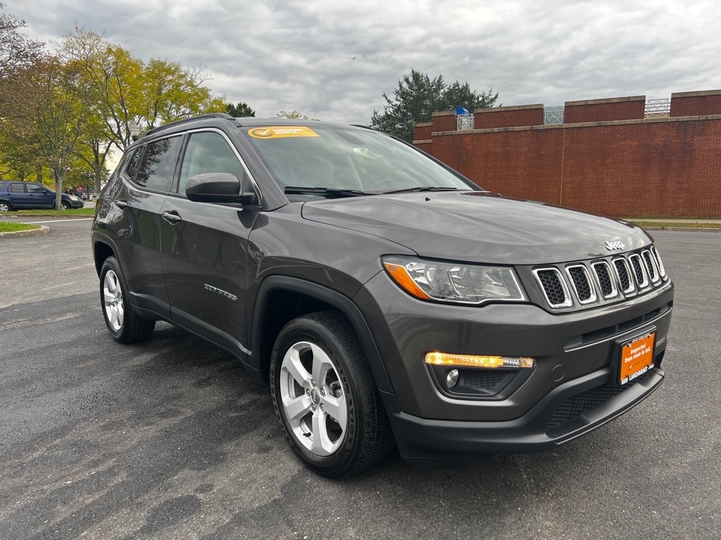 Used 2019 Jeep Compass Latitude with VIN 3C4NJDBB1KT813409 for sale in Larchmont, NY