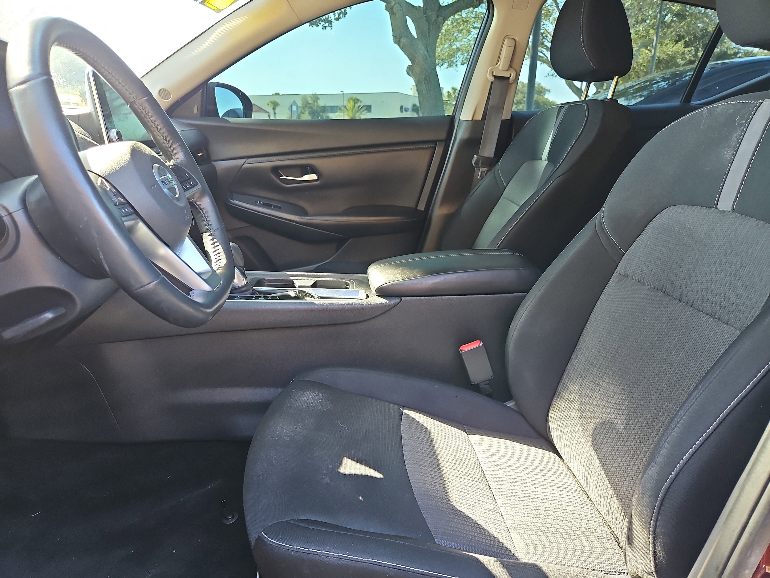 2022 Nissan Sentra SV - Photo 11