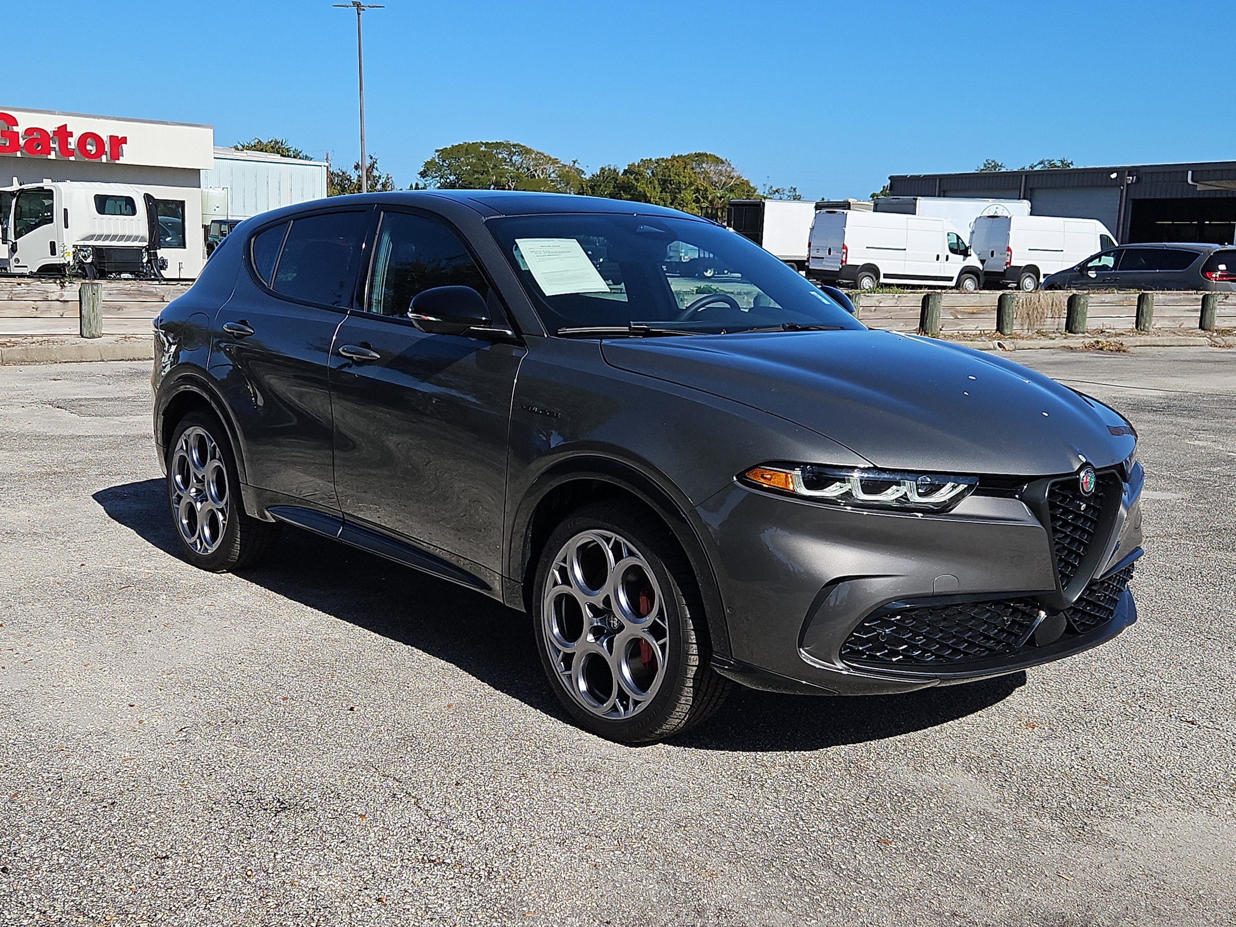 2024 Alfa Romeo Tonale Veloce's photo