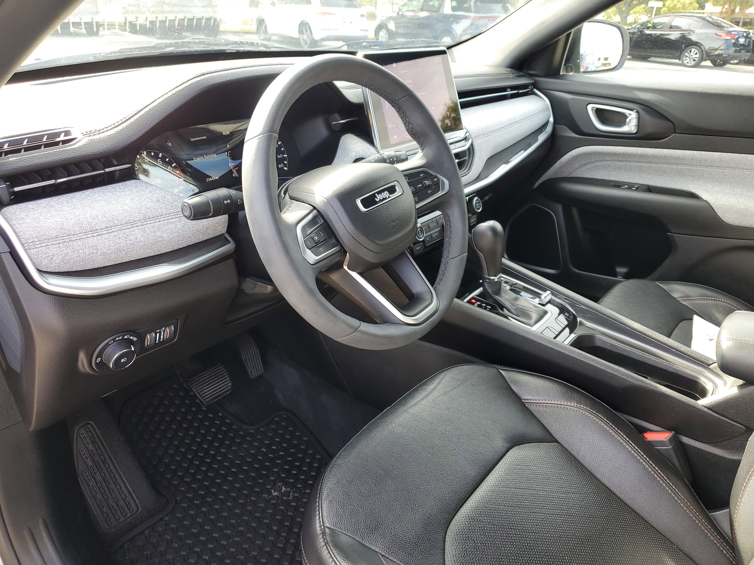 2023 Jeep Compass Latitude Lux - Photo 13