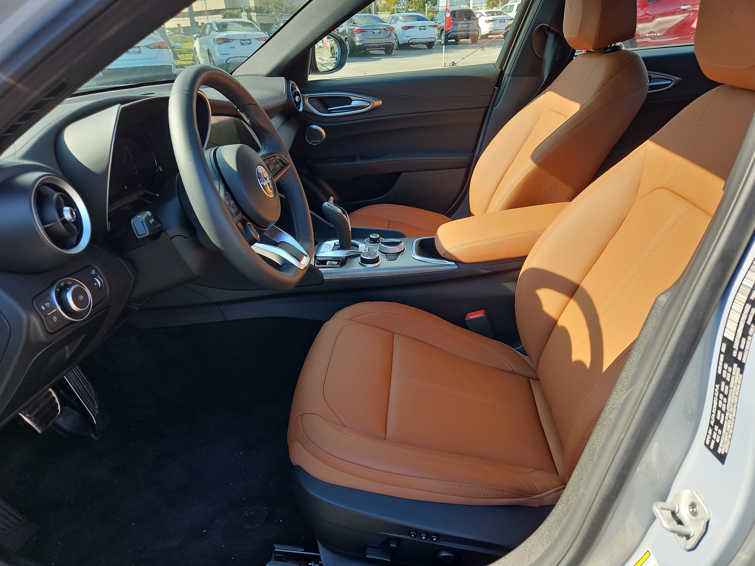 2024 Alfa Romeo Giulia Ti - Photo 8