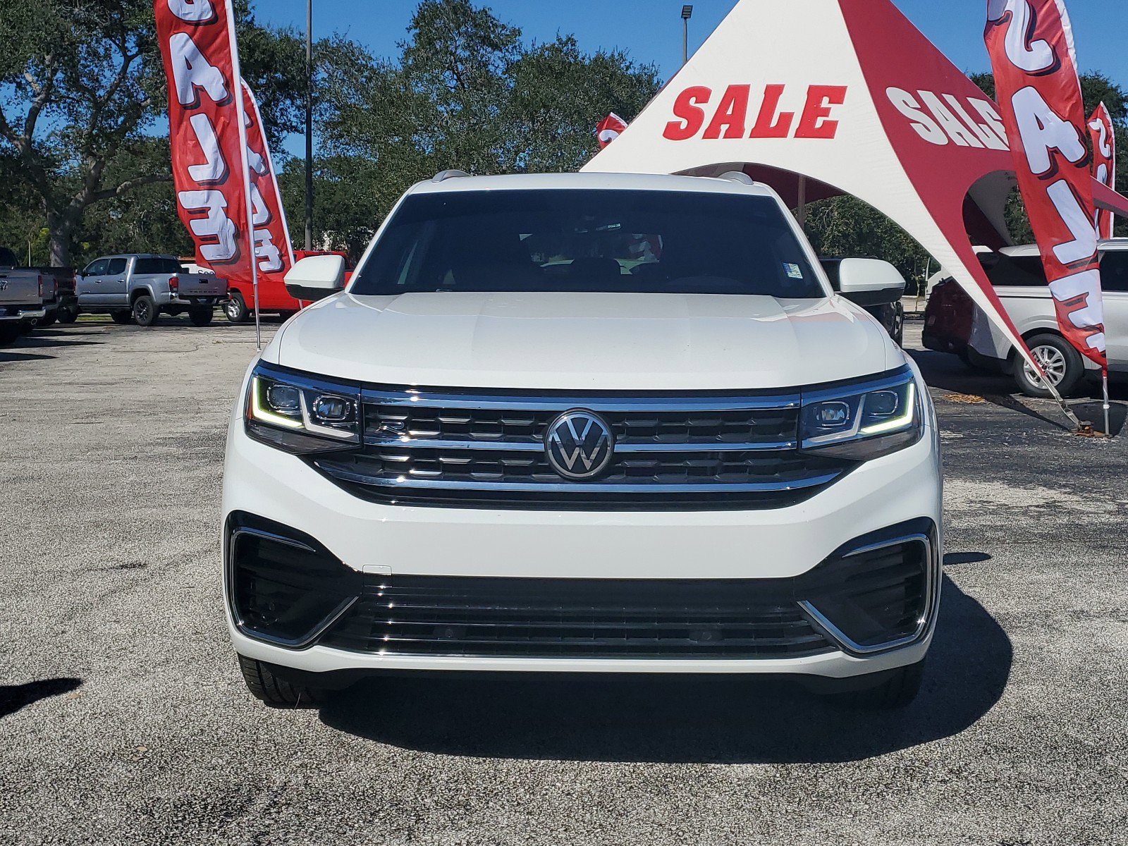 Used 2021 Volkswagen Atlas Cross Sport SE w/Tech R-Line with VIN 1V2PE2CA8MC217346 for sale in Melbourne, FL