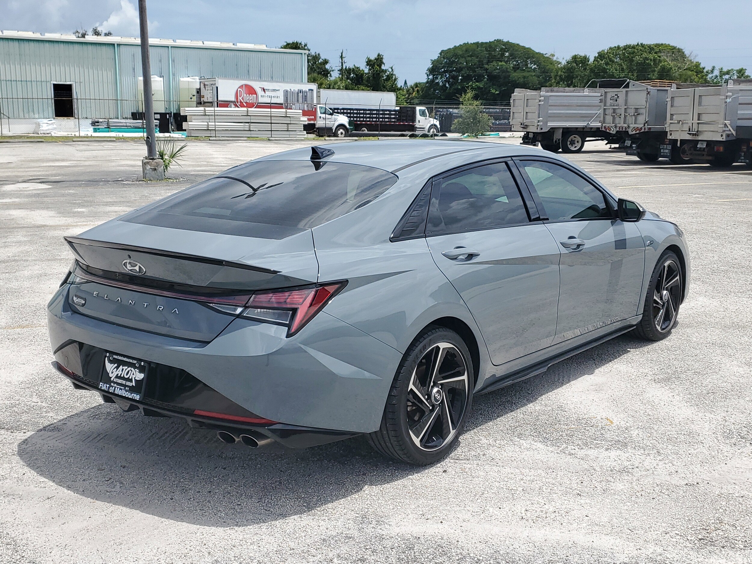 2022 Hyundai Elantra N Line photo 3