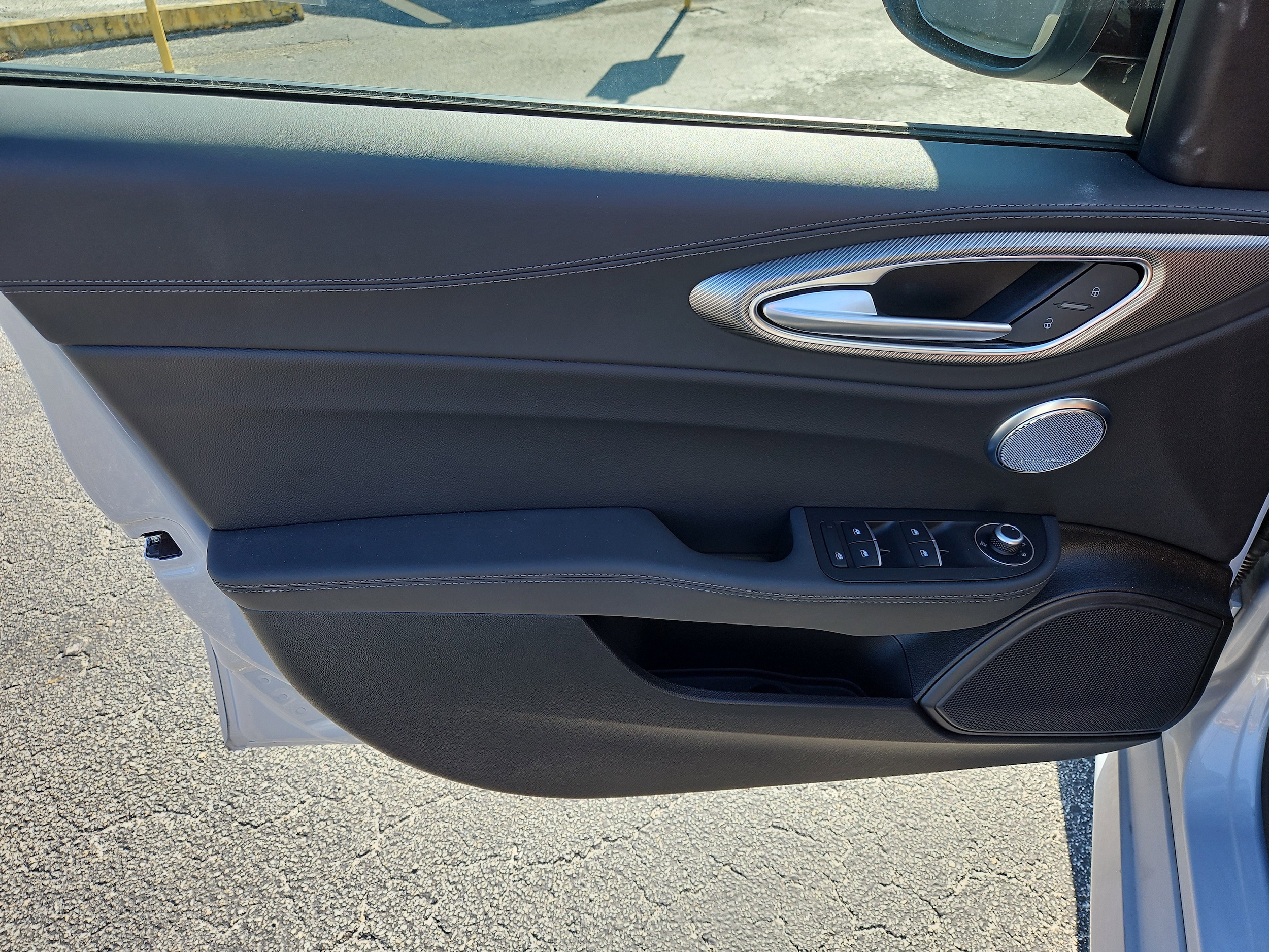 2024 Alfa Romeo Giulia Ti - Photo 10