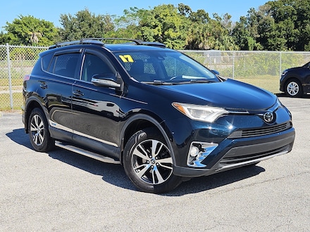 2017 Toyota RAV4 XLE FWD
