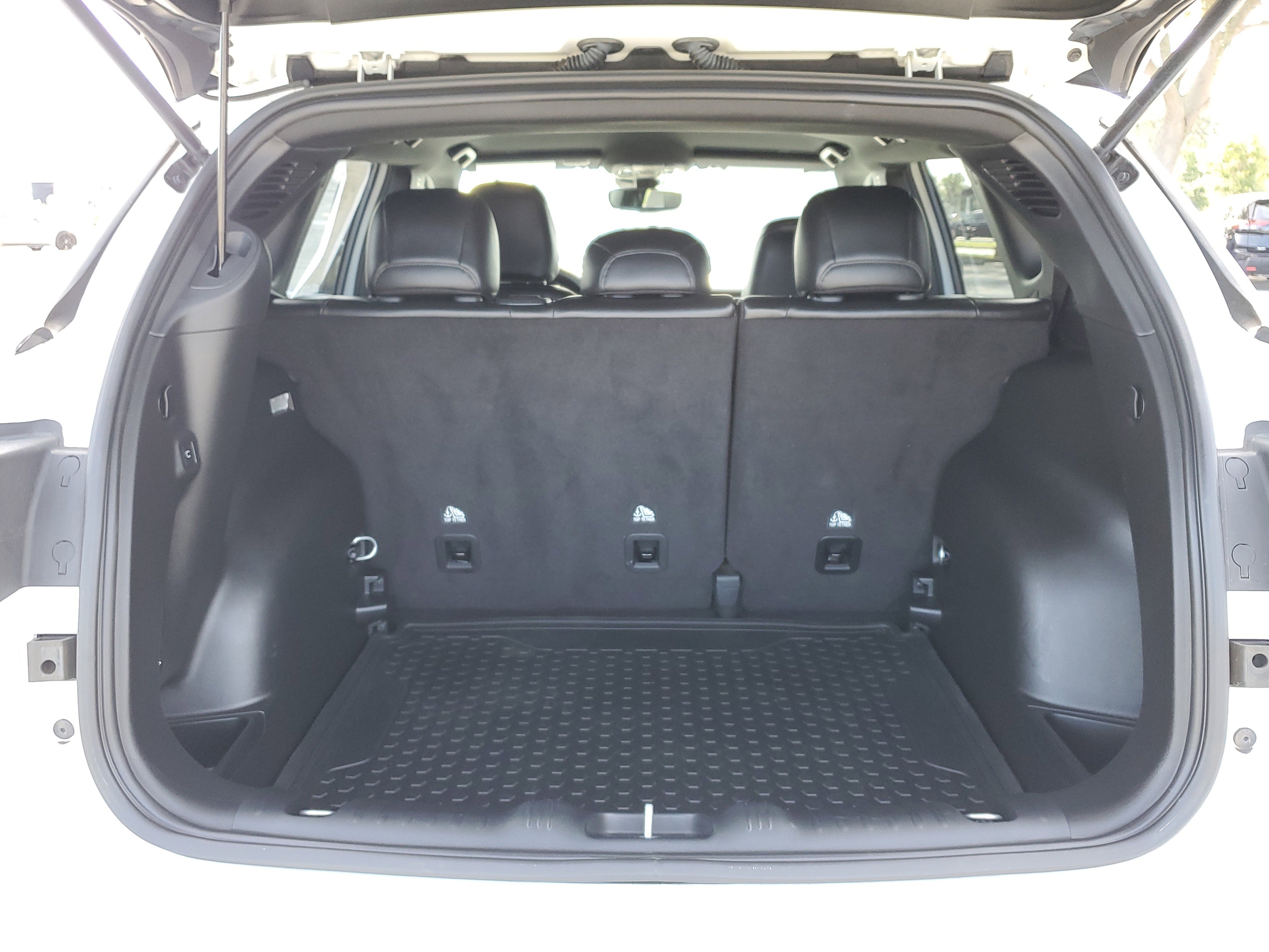 2023 Jeep Compass Latitude Lux - Photo 7