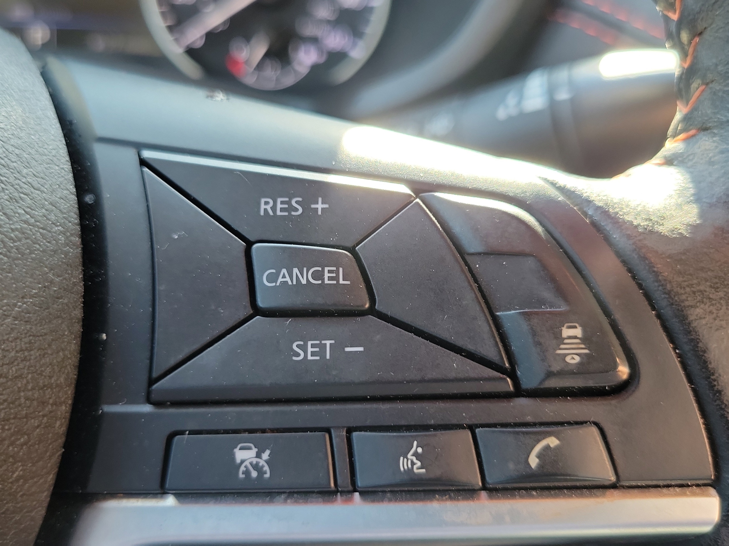 2024 Nissan Sentra SR - Photo 17