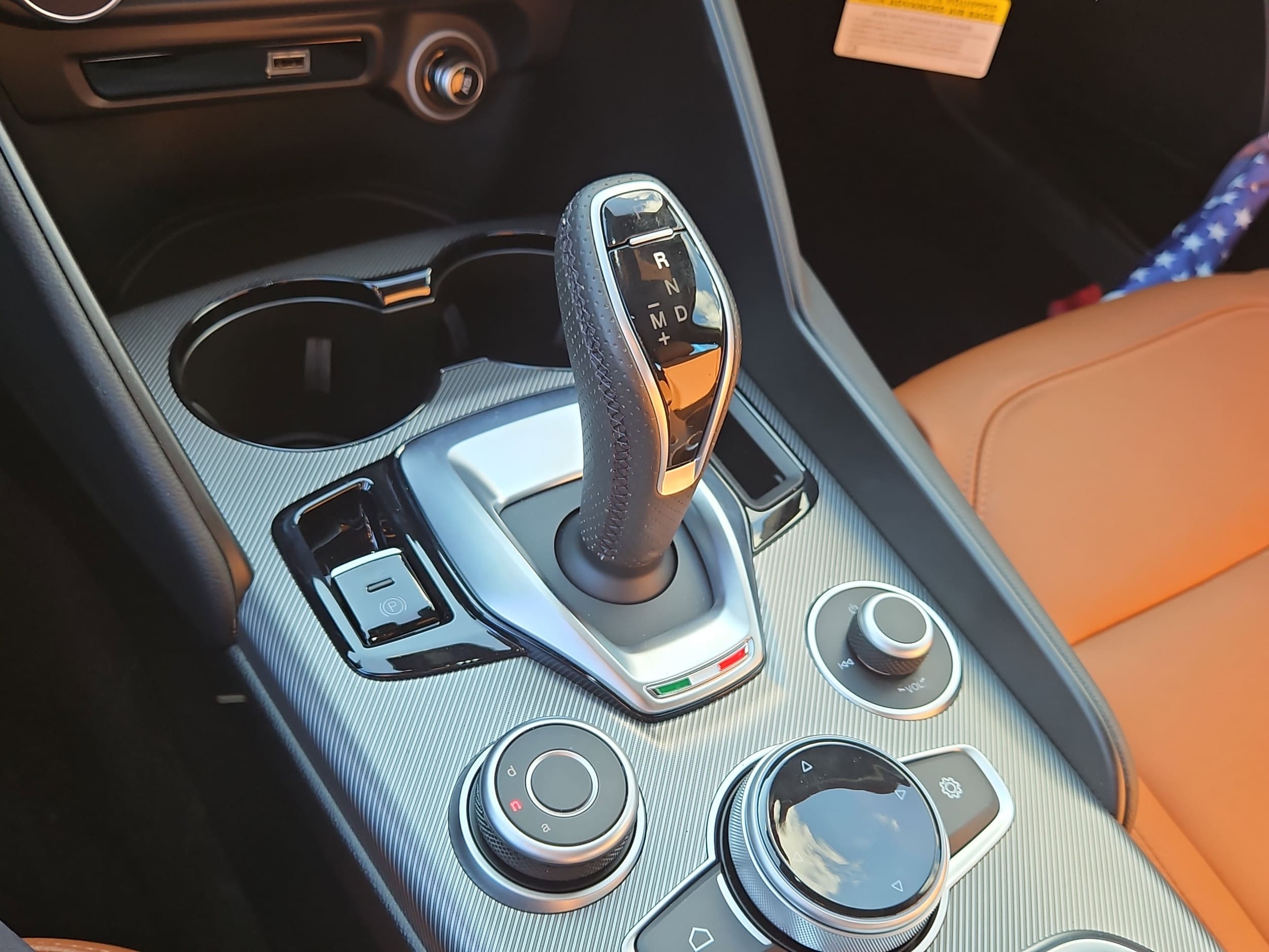 2024 Alfa Romeo Giulia Ti - Photo 13