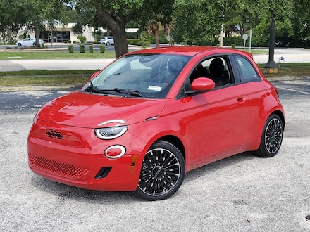 2024 FIAT 500e INSPI(RED) Hatchback