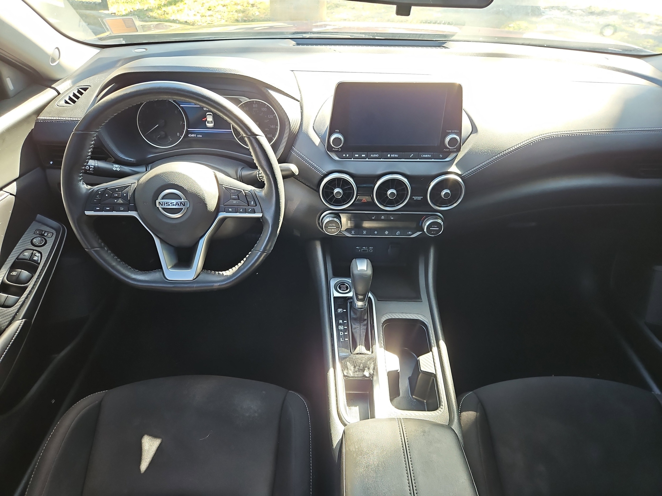 2022 Nissan Sentra SV - Photo 7