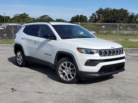 2023 Jeep Compass Latitude Lux 4x4