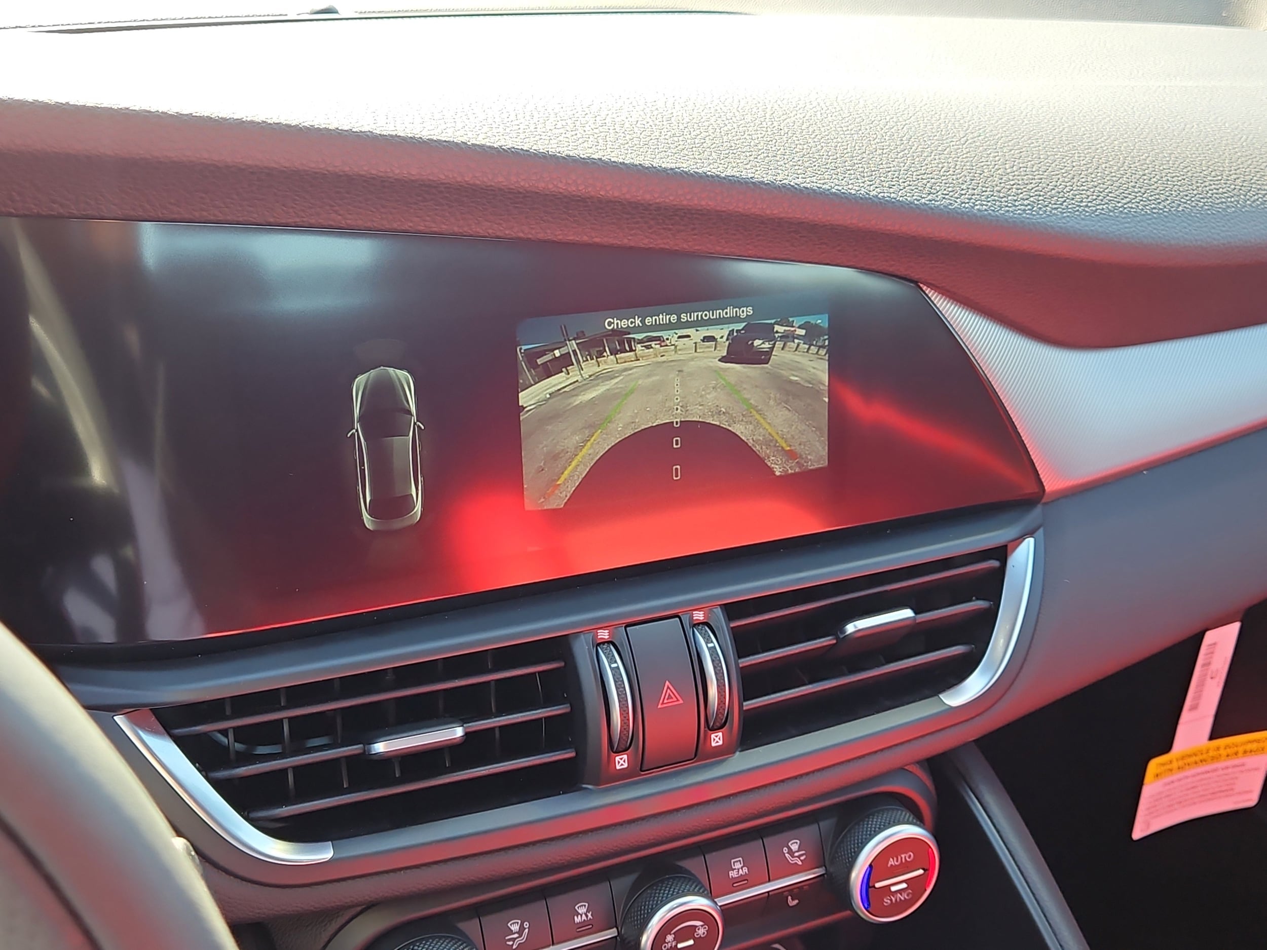 2025 Alfa Romeo Giulia Base - Photo 14