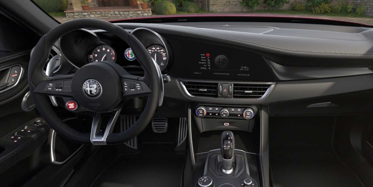 2019 Alfa Romeo Giulia Quadrifoglio Dashboard Interior