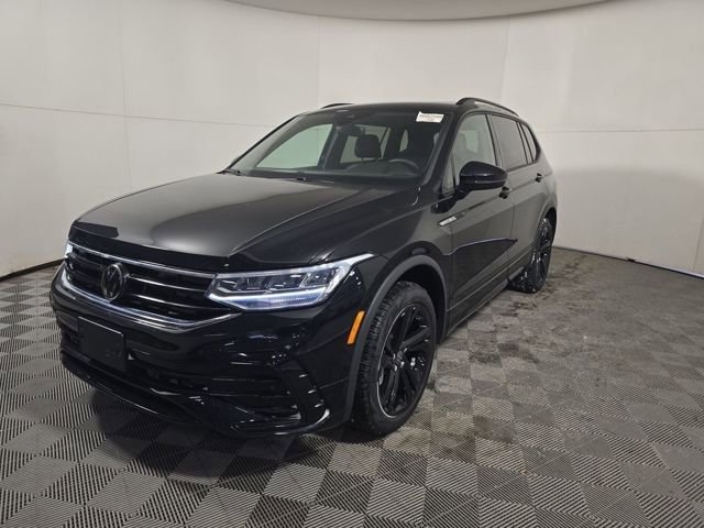 2024 Volkswagen Tiguan SE R-LINE BLACK