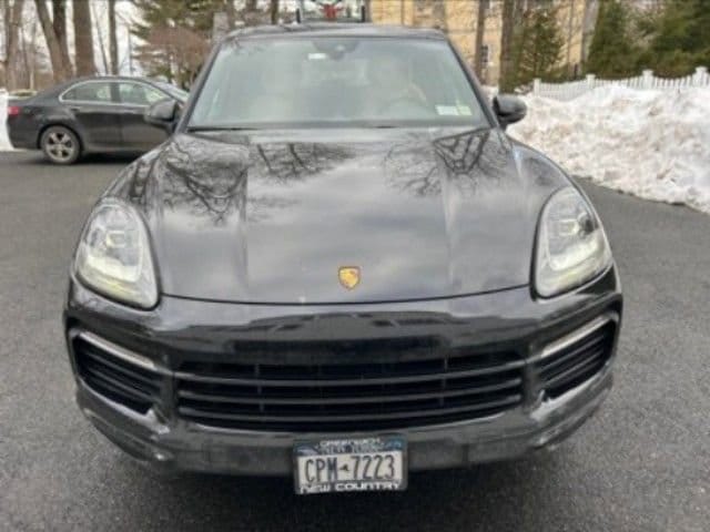 2023 Porsche Cayenne Base