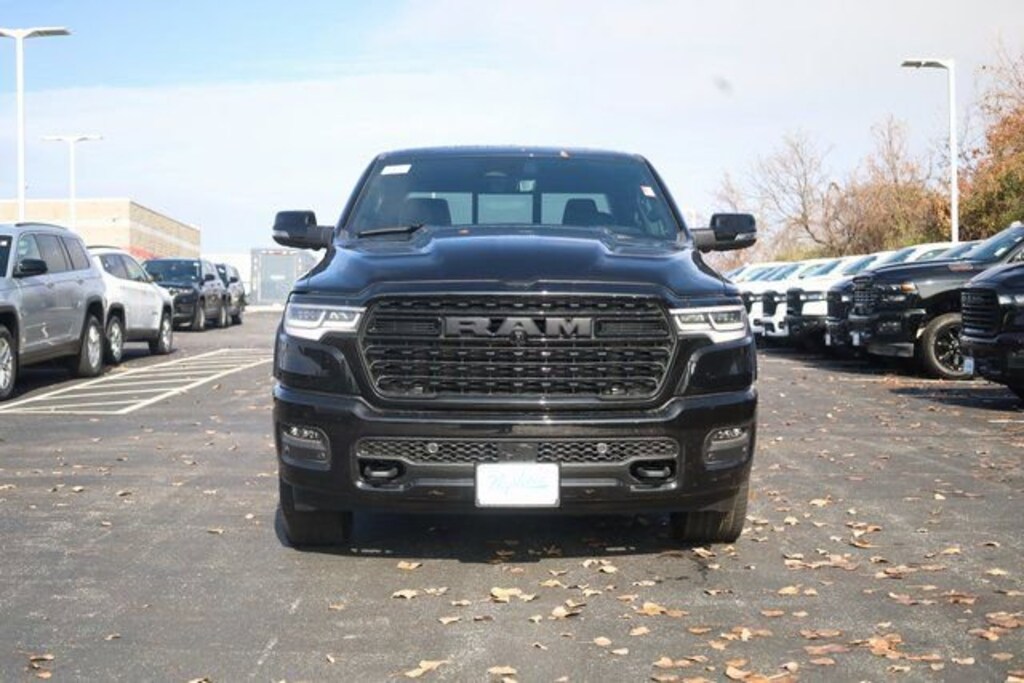 New 2026 Ram 1500 Limited Limited 4x4 Crew Cab 57 Box