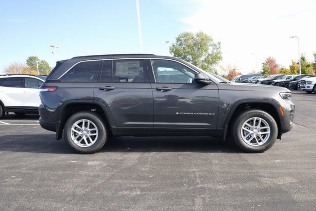 New 2025 Jeep Grand Cherokee Laredo X Laredo X 4x4