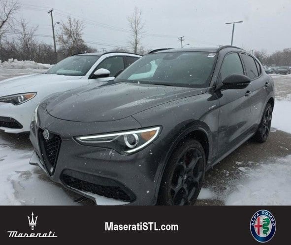2023 Alfa Romeo Stelvio Veloce's photo