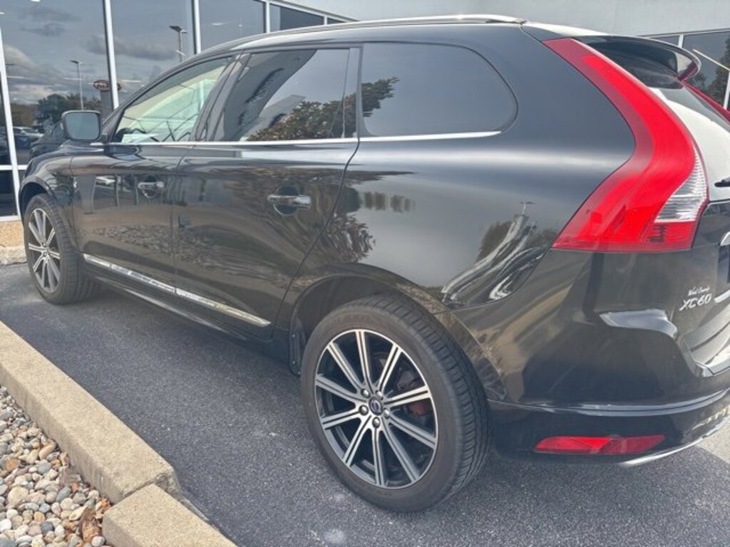 Used 2016 Volvo XC60 T5 Drive-E Premier SUV