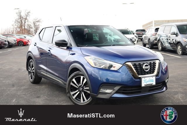 2020 Nissan Kicks SR