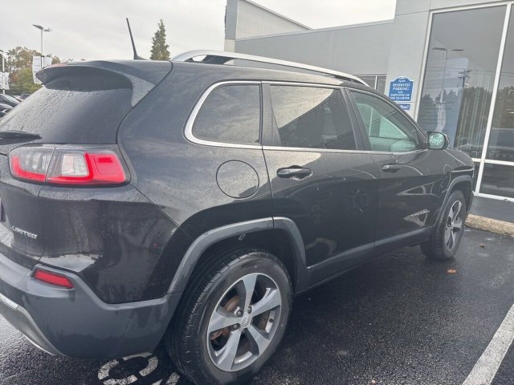 Used 2019 Jeep Cherokee Limited 4x4 SUV