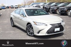 2024 LEXUS ES 300h Sedan