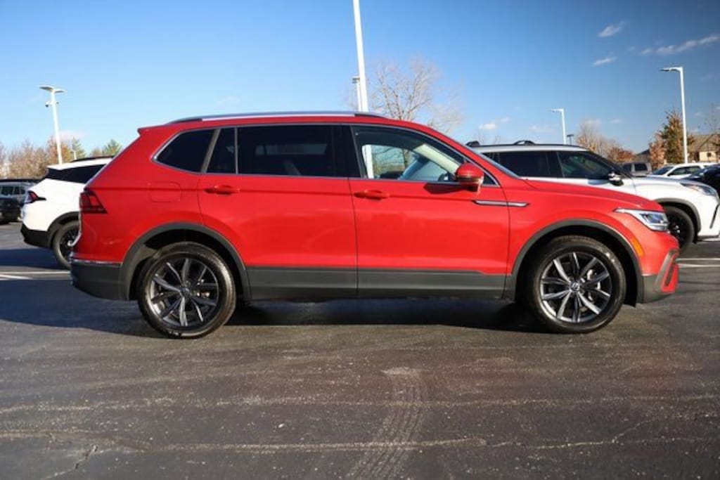 Used 2023 Volkswagen Tiguan 2.0T SE SUV