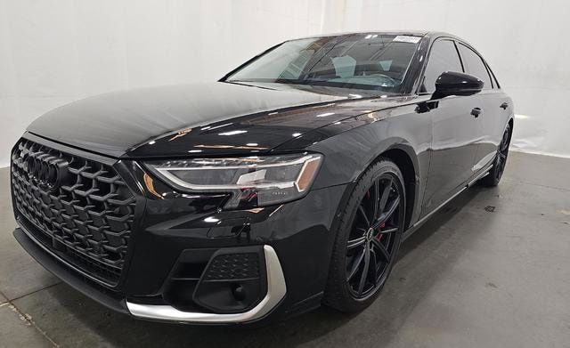 2023 Audi S8 4.0T quattro Tiptronic's photo