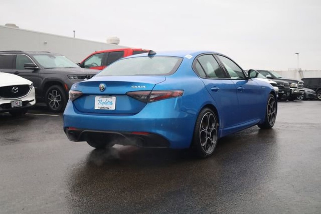 New 2025 Alfa Romeo Giulia RWD Sedan