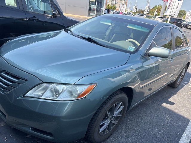 2008 Toyota Camry LE photo 2