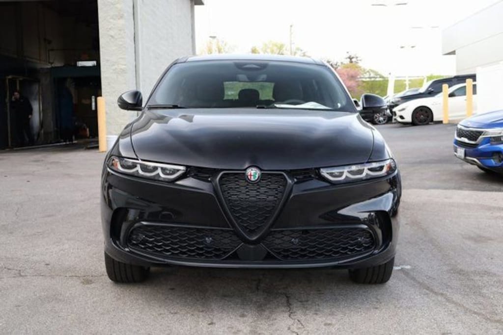 New 2025 Alfa Romeo Tonale AWD Sport Utility